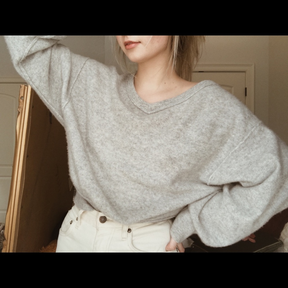 COPY - Free people cashmere sweater. Worn once !